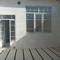 خانه ویلایی در شهرک شهید باهنر 95متری