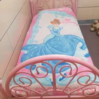 تخت خواب فلزی