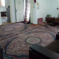 فروش-ملک-ویلایی-با-330-متر-زمین-به-همراه-مغازه