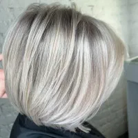 خدمات  رنگ و لایت و پروتئین تراپی