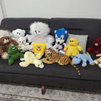 تعدادی عروسک