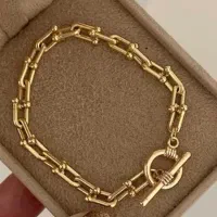 دستبند طلای گم شده