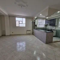 75متر طبقه سوم 2 خوابه قریشی جنوبی (تخلیه)