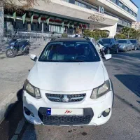 کوییک R سفید مشکی