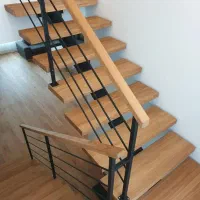 طراحی و ساخت پله فلزی با اجرای مهندسی