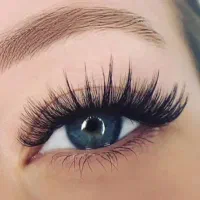 کاشت و ترمیم ناخن .کاشت دائم مژه