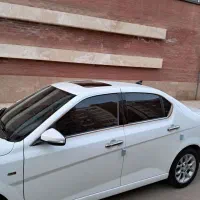 دنا پلاس اتوماتیک توربو 1402سفید کم کارکرد|خودرو سواری و وانت|قم, پردیسان|دیوار