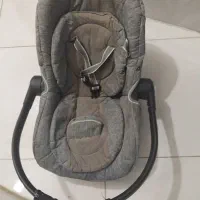 کریرش خیلی خوبه زیاد استفاده نشده صندلی بچه میشه