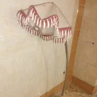 آباژور ایستاده