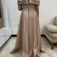 پیرهن مجلسی|لباس|باغستان, |دیوار