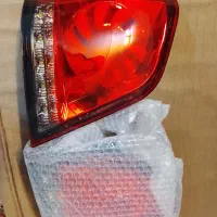 یک جفت چراغ اسپرت ۱۱۱