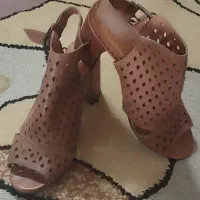 کفش پاشنه دار چرم اصل|کیف، کفش، کمربند|آبیک, |دیوار