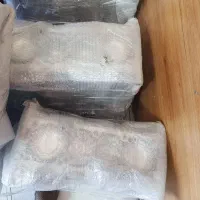 نیم موتور پژو کاویان داری ضمانت میباشد همراه سند