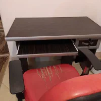 میز التحریر اداری قهوه‌ای تیره|مبلمان اداری|کرچمبو, |دیوار