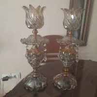 یک جفت چراغ بدون آسیب و شکستگی