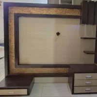 میزتلویزیون ایستاده