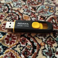 فلش ۳۲ گیگ ADATA