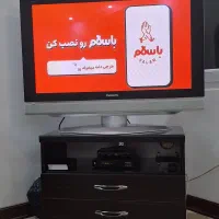 تلوزوین پاناسونیک به همراه میز|تلویزیون و پروژکتور|کیش, |دیوار