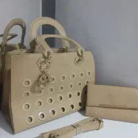 کیف وکیف پولی وکفش همه ۶۰۰