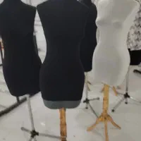 مانکن و رگال چوب لباسی درحد نو