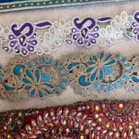 تور یا نوار یا روبان لباس