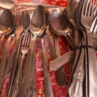 قاشق چنگال کار کرده درهم