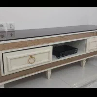 میزتلویزیون