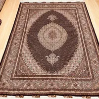 قالیچه ۵۰ رج طرح ماهی حاشیه افسری