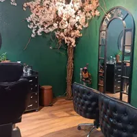 اجاره اداری در سالن زیبایی ۱۴ متری در هاشمیه|اجارهٔ دفتر کار، اتاق اداری، مطب|مشهد, هنرستان|دیوار