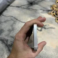 Iphone 13 normal|موبایل|دماوند, دماوند|دیوار