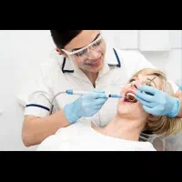 دستیار دندانپزشک