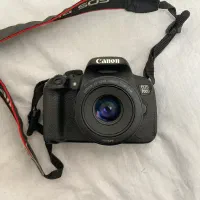 دوربین کانن EOS 700D با لنز فیکس 50 1.8f