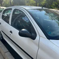 ۲۰۶|خودرو سواری و وانت|اصفهان, باغ نگاره|دیوار