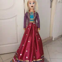 عروسک سنتی به هنراه سماور زغالی کوچک