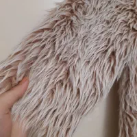 تعدادی مانتو و پالتو|لباس|بومهن, |دیوار