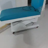 تخت کاشت مو و زیبایی