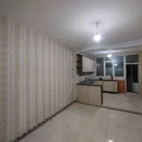60 متری، آسانسوردار