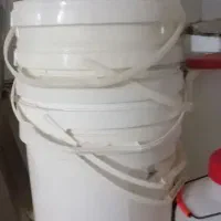 دبه جای پنیرهستن ۱۰کیلویی نوهستن|ظروف نگهدارنده، پلاستیکی، یک‌بارمصرف|دورود, |دیوار