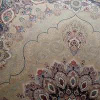 فرش دوازده متری جنس اعلا رنگ ورخ بسیار زیبا سالم