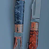 چاقو ضامندار|کلکسیون اشیاء عتیقه|سلطانیه, |دیوار