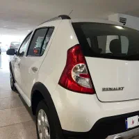 رنو ساندرو استپوی مدل آخر ۱۳۹۶ بدون رنگ سنددست اول|خودرو سواری و وانت|تهران, نیاوران|دیوار
