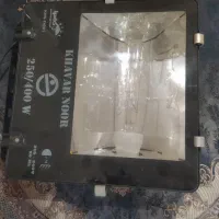 باسلام پروژکتور سالم فقط چراغش سوخته