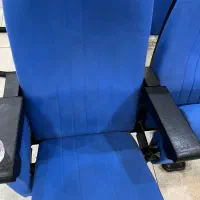 مبلشویی وفرشویی در منزل جوان