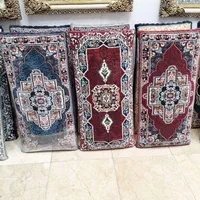 پشتی قرمز سنتی پشتی لاکی ایرانی ارامش نگارین