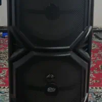 اسپیکر بزرگ