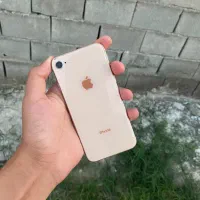 iPhone 8 درحدنو لوازم تکمیل
