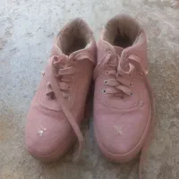 فروش کفش و دمپایی