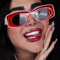 کامپوزیت دندان / ایمپلنت فوری / لمینت دندانپزشکی