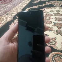 گوشی در حد نو سه ماه کار بسیار تمیز