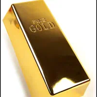 یک لنگه گوشواره گم شده.